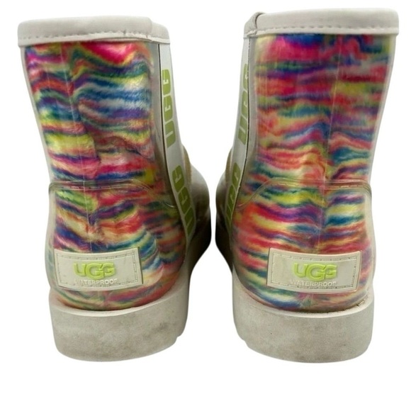 Ugg Women's Classic Clear Mini Pixelate Boot Size 5 - Picture 6 of 16